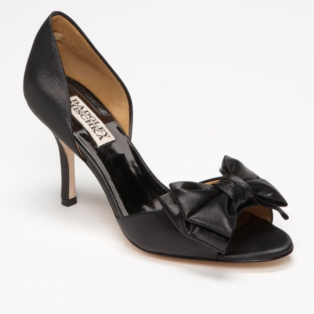 Badgley Mischka Madalyn peep toe heels - size 6